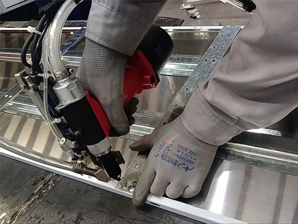 喜報！現代電梯和嘉佑佳速耐鉚接達成合作